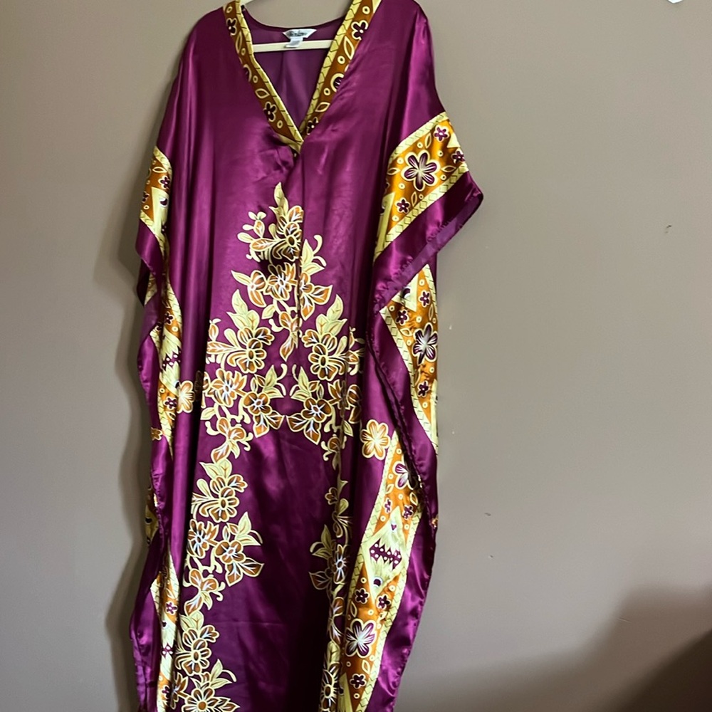 😄Vintage mumu silky feel maxi dress. B7
